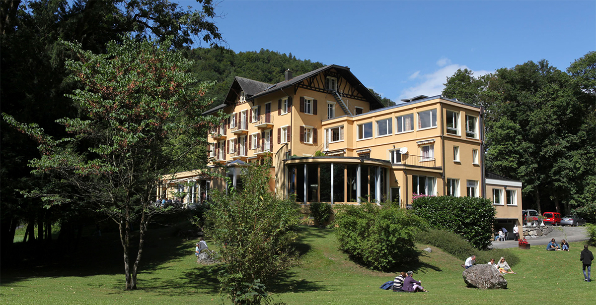 Le Foyer de Charité des Dents-du-Midi à Bex (Photo:Bernard Hallet)